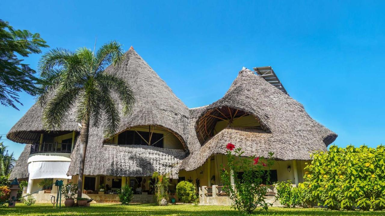 Amani Paradise - Luxury Villas Playa de Diani Exterior foto
